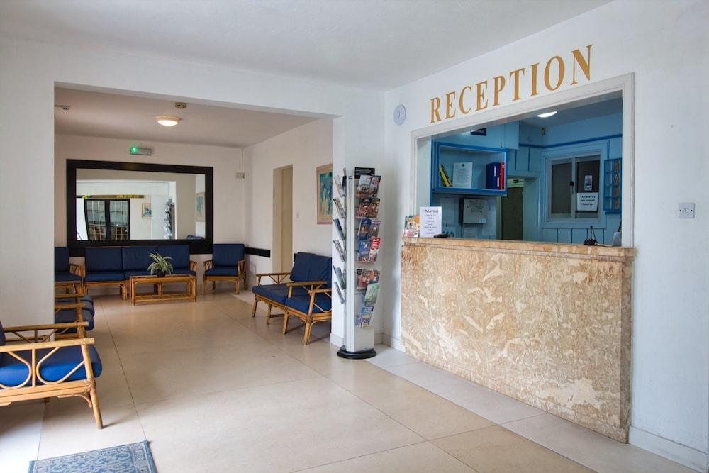 Mavina Hotel & Apartments Buġibba Екстериор снимка