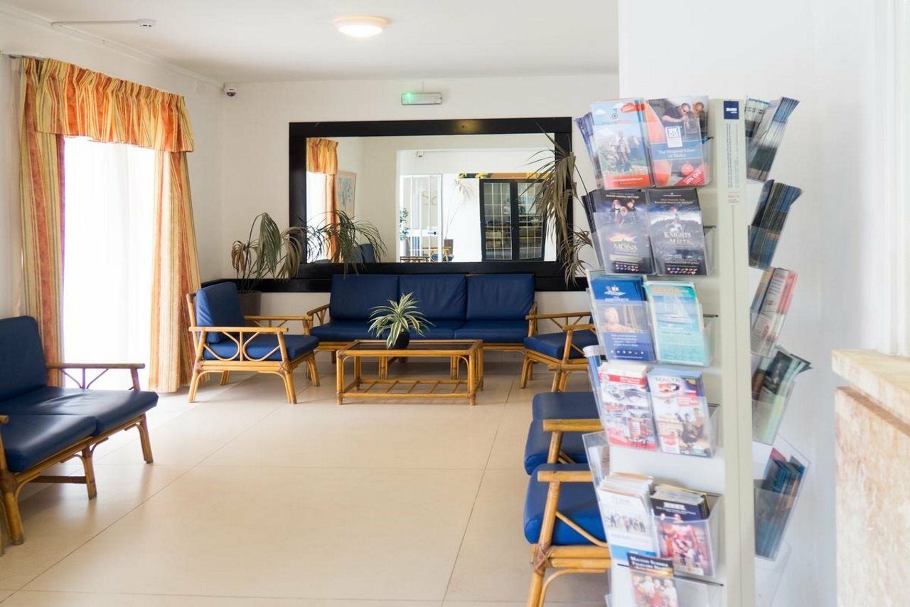 Mavina Hotel & Apartments Buġibba Екстериор снимка